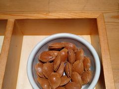 坚果-萤初高端日料王(曲江银泰店)