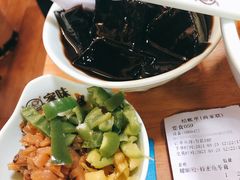 蜂蜜龟苓膏-家味螺蛳粉&烤鱼(安远路店)