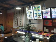 -陇上全荟兰州传统牛肉面(延吉路店)