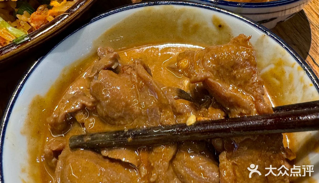 上海新开的……火锅界萨莉亚🥲🥲🥲。。。。