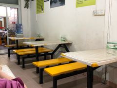 用餐区-老周记顺德双皮奶