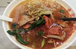 Pork Ball and Liver Noodles