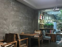 -HIGH FIVE哈福手工汉堡(桂林路店)
