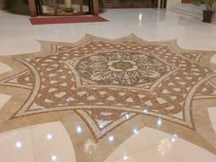 -碧中海汤泉汗蒸酒店