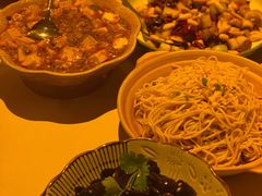 -龙门阵茶屋川菜馆(武康路店)
