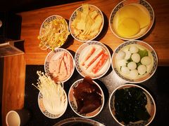 -周小明火锅(黑金冠社区店)