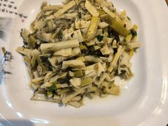 -缘来聚·徽菜名店(黄山宏村店)