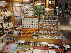 -猫的天空之城概念书店(苏州诚品店)