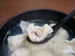 三鲜大馄饨-万寿斋(山阴路店)