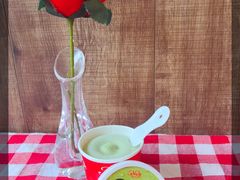 -红宝石·鲜奶小方·海派西点房(丰庄店)