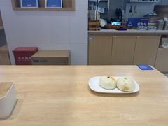 -李与白包子铺(桐梓林店)