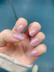-花岐款式专研健康美甲沙龙