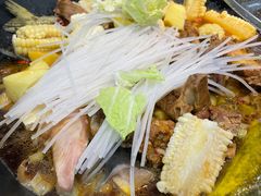 -屯老二农家铁锅炖·行业领军者(梅江店)