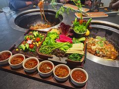 -蘸小院铁锅炖·蘸酱菜·东北菜(怀远门店)