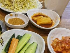 -喇喇排骨火锅·传统韩式脊骨汤(望京西园总店)