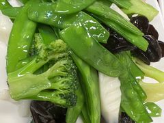 -贯贯吉·清真餐厅(浙江中路店)