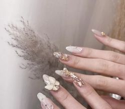 -慕拉美甲美睫皮肤管理