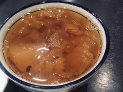 银耳莲子雪梨羹-好嫂子酱猪手•农家菜(蒲黄榆店)