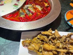 -麻田会 ·鲜活现烹·牛蛙火锅(珠江新城维家思广场店)