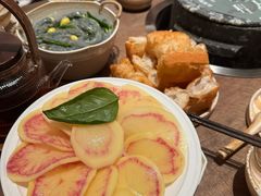 -蘑界·野生菌火锅(深业上城店)