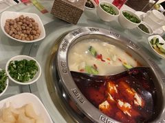 -天宜隆蘑菇宴火锅(石景山旗舰店)