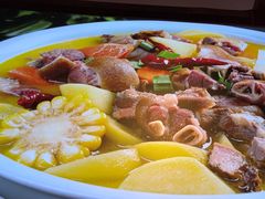 -川流不息·地道川菜·小龙虾(新松江路店)
