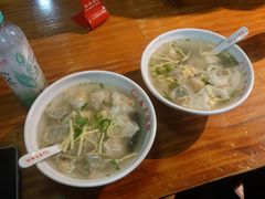 蛋黄虾仁双拼馄饨-海平馄饨(逍遥二路店)
