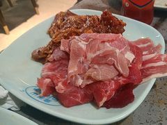 -金滏山烤肉·海鲜·火锅自助餐厅(襄阳万达店)