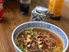 蛤蜊猪肝面-沪西老弄堂面馆(定西路店)