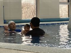 -小小王国亲子游泳(富民中心)