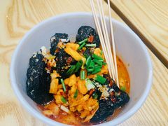 臭豆腐-双燕楼·手工馄饨·汤面小吃(世纪汇店)