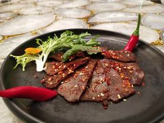 黄牛肉干-卿雲阁私人高定餐厅(汉口江滩店)