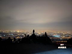 -鬼笑石后山停车场