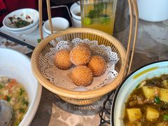 -三生三味密宗川菜·江景餐厅(来福士店)