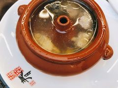 汽锅鸡-蔼若春.传承三十年云南菜(金碧公园店)