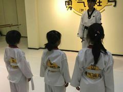 -勇气斑马·巴西柔术&跆拳道(浦东三林店)