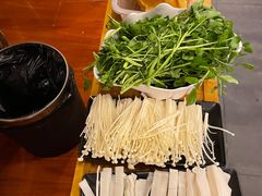 -荣记潮汕牛肉火锅(仙鹤街店)