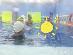 -龙格亲子游泳·水育早教运动中心(绿宝中心)