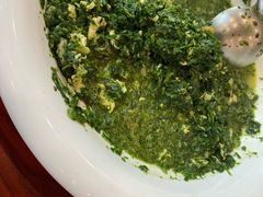 荠菜海蛎子-老东镇啤酒屋海鲜加工·蒸汽海鲜·海鲜烧烤(台东店)