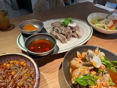 -纳鲁孜·新疆特色餐厅(上海悦荟广场店)