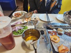 -爱客得牛排海鲜烤肉·火锅自助(春熙路黑金好店)