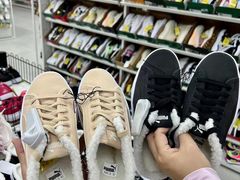 -BIGOFFS超级折扣(中街星汇广场店)