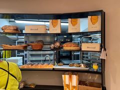 面包甜点陈列柜-方炉·天然食材面包店(青秀店)