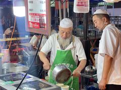 -正宁路小吃夜市