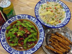 -江城燕子大排档(江汉路步行街店)