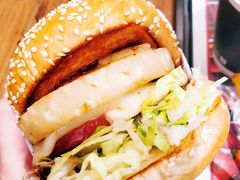 -The Habit Burger Grill 哈比特汉堡(世博店)