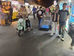-解放路步行街                