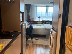 -东方体育中心(地铁站)