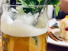 -Mark&Mars Restaurant