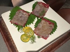 -左庭右院鲜牛肉火锅黑金店(陆家嘴中心店)